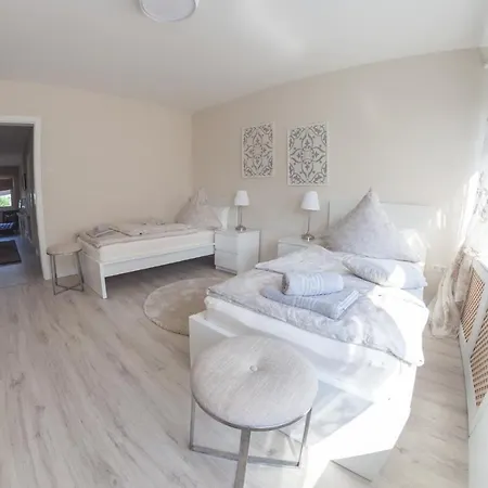 Joel Living Apartment