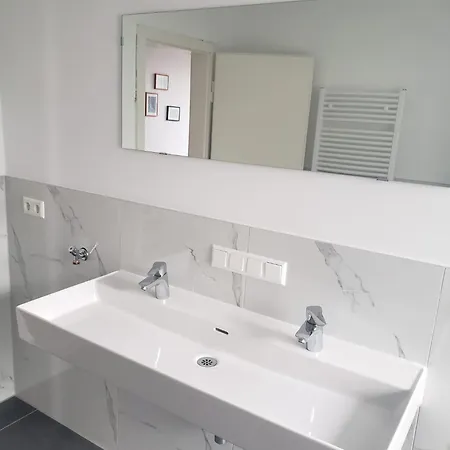 Joel Living Apartment